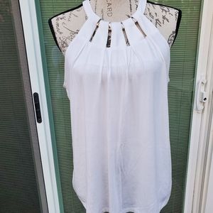 New York and company sleeveless top/with tags